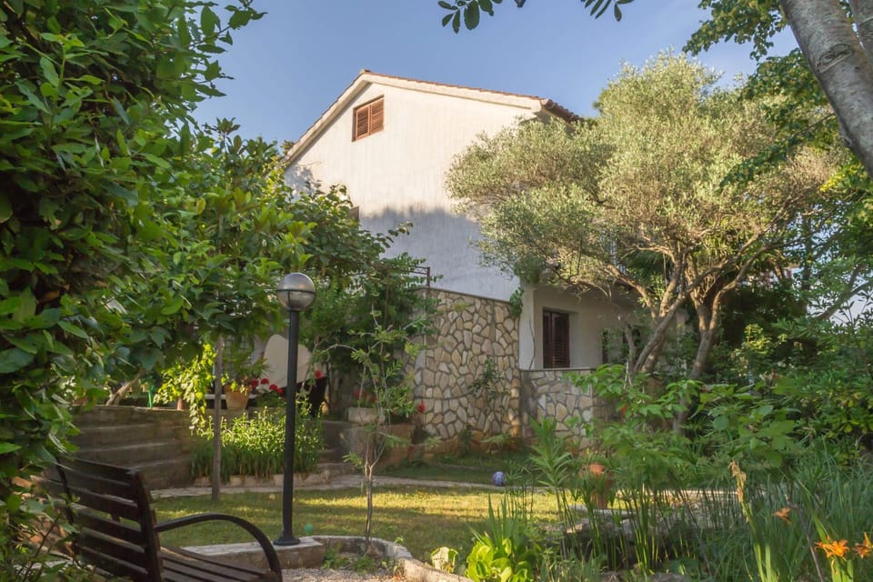 Property building, Garden