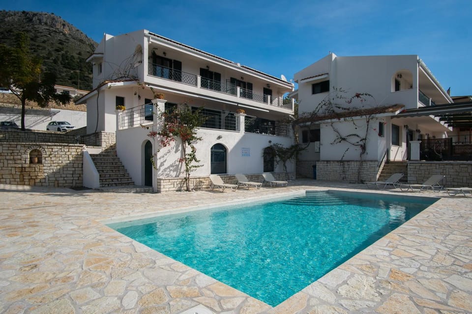 Property building, Swimming pool, Swimming pool