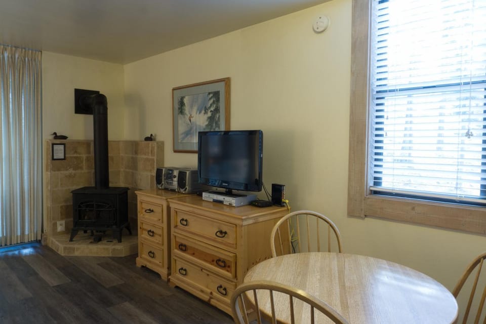 3159 Aspen Grove Apartment in Northstar Drive