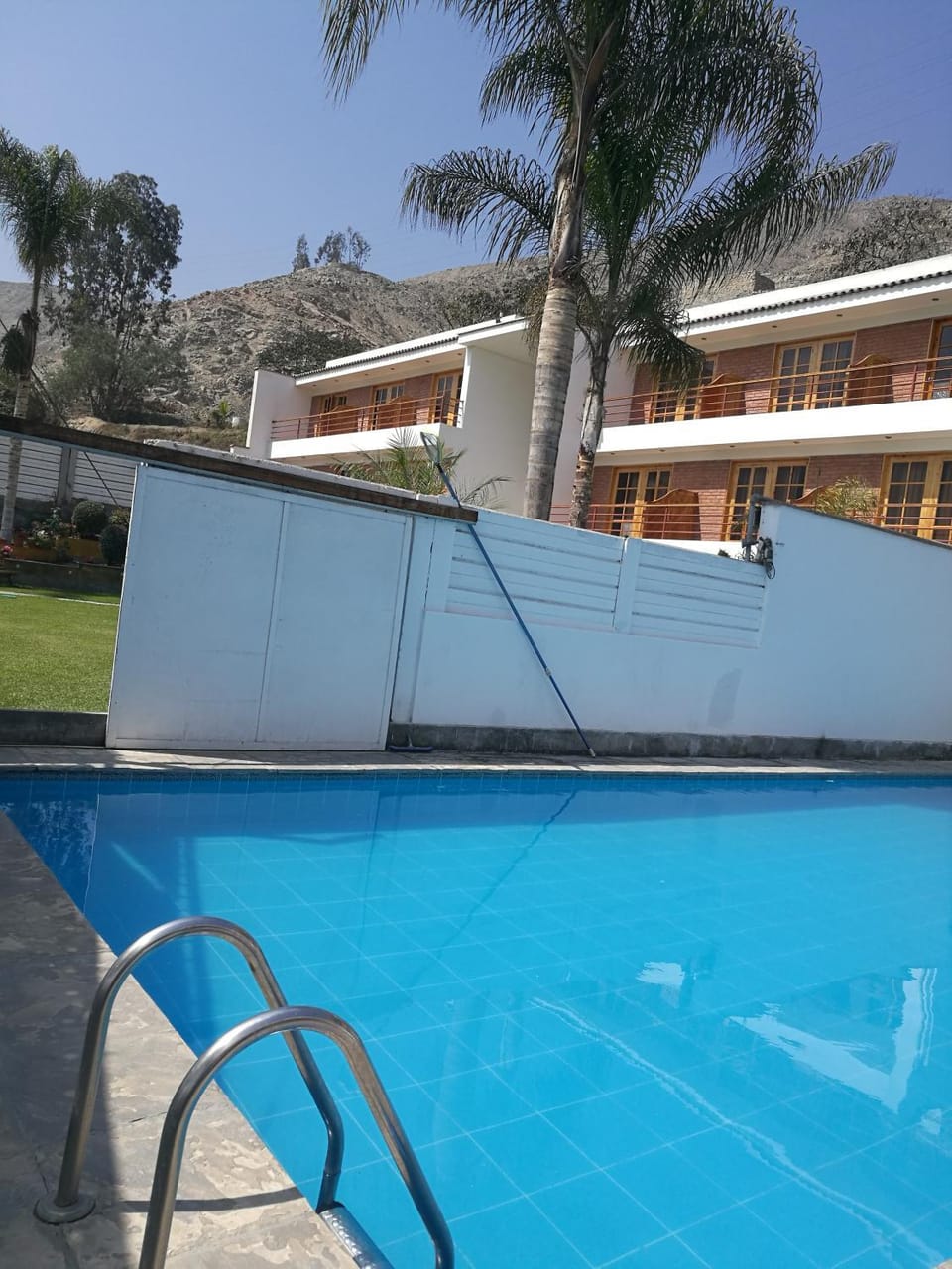 Swimming pool, Swimming pool