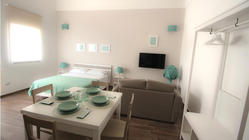 Living room, Photo of the whole room