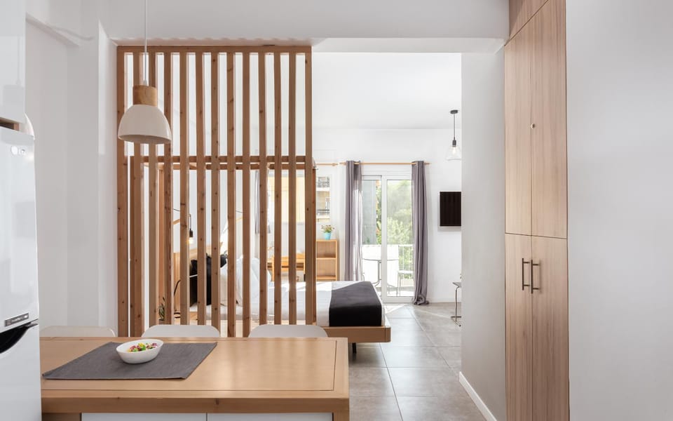 Property building, Dining area, hair dresser
