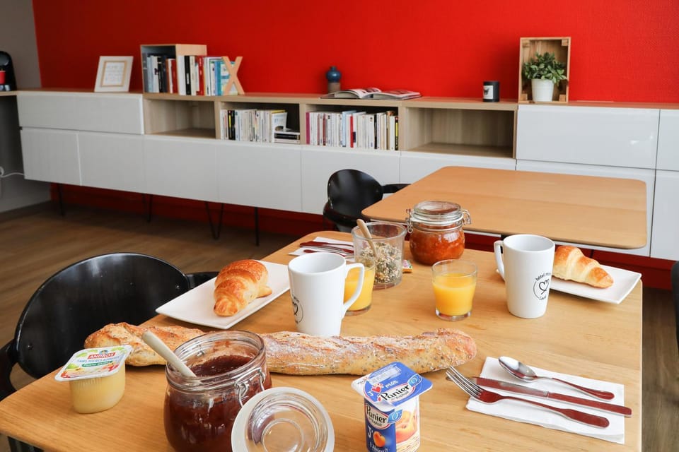 Continental breakfast, Buffet breakfast