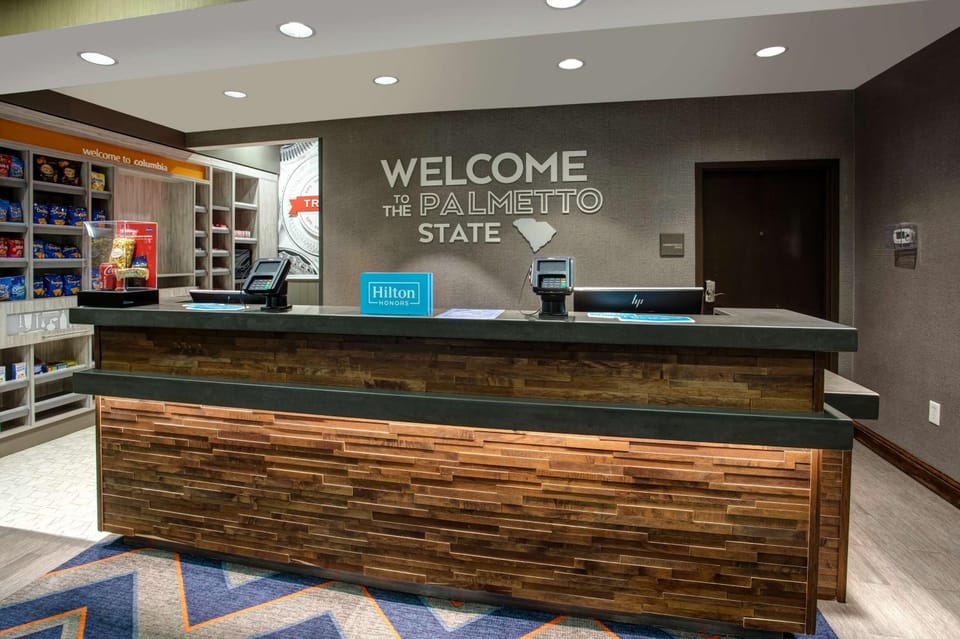 Lobby or reception, Lobby or reception