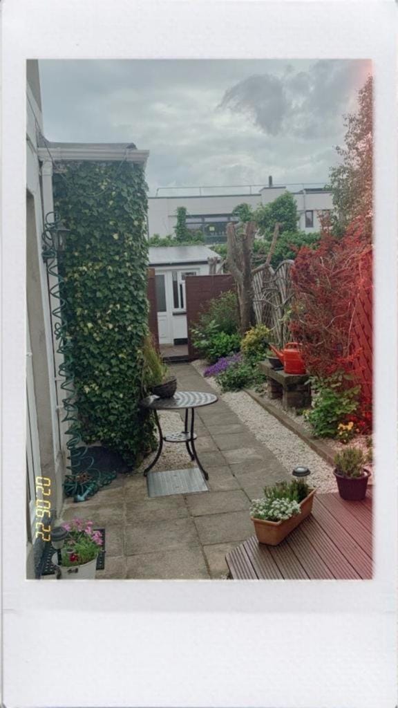 Donnybrook Hall Bed and Breakfast in Dublin