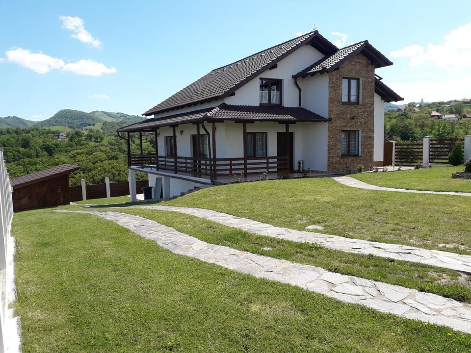 Vila Aloman Nature lodge in Romania