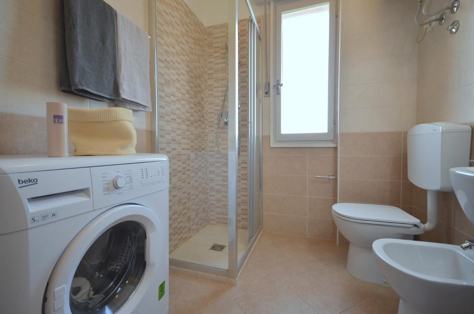 Shower, Toilet, Bathroom, bidet, washing machine