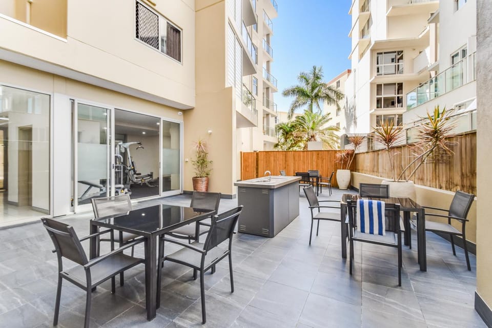 Property building, Patio, BBQ facilities, Seating area, Dining area, Pool view, Internal: Not applicable to any particular room