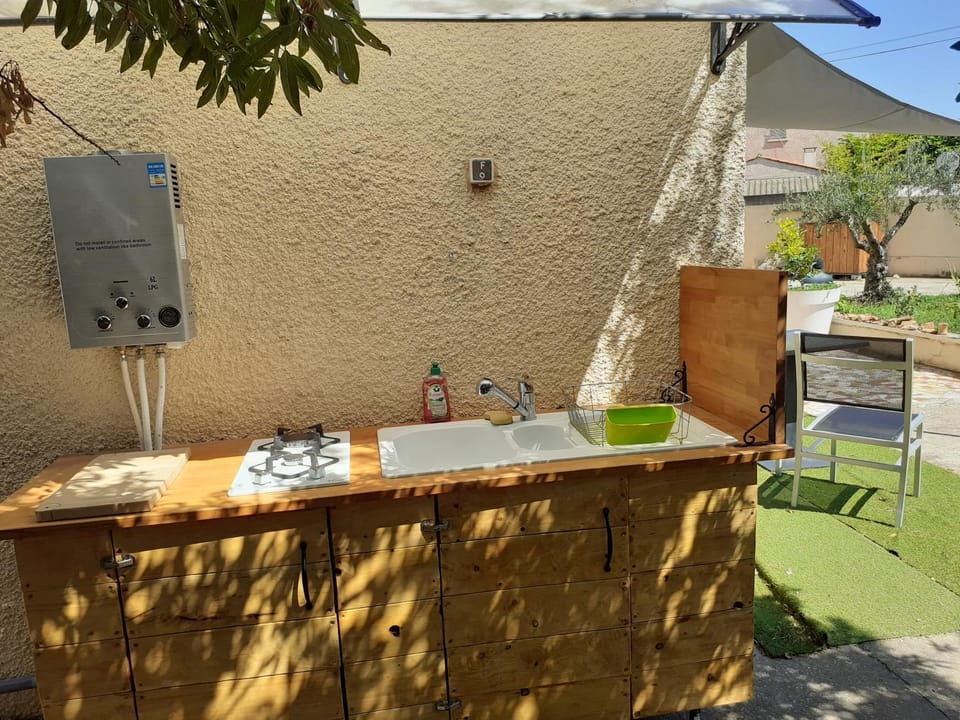 Studio et piscine au sel Apartment in Occitanie