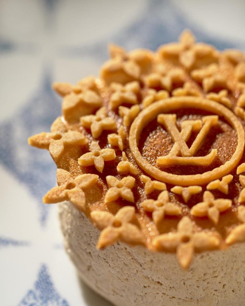 White 1921 Hotel in Saint-Tropez