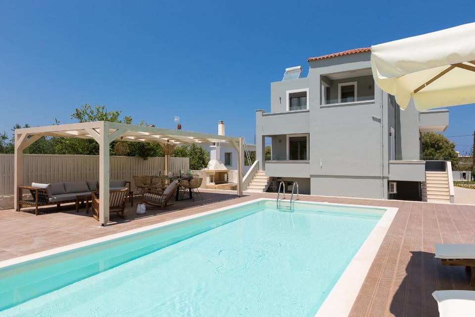 Garden, Swimming pool