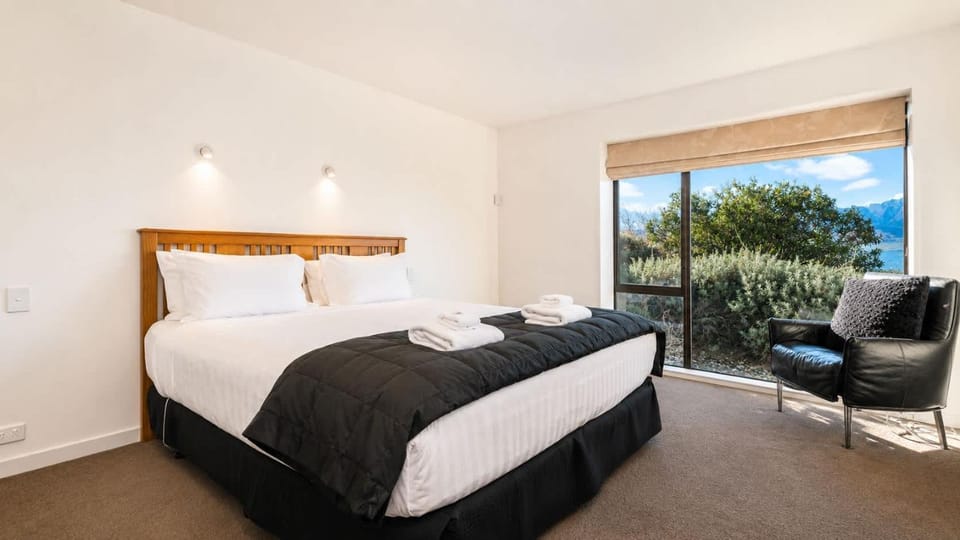 Ibon House House in Queenstown