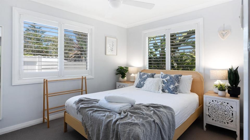 Coastal Palms House in Culburra Beach