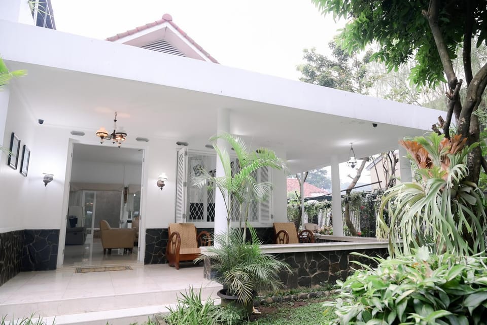 Balcony/Terrace, Garden view