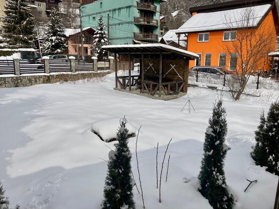 Chalet Azuga Bed and Breakfast in Prahova, Romania
