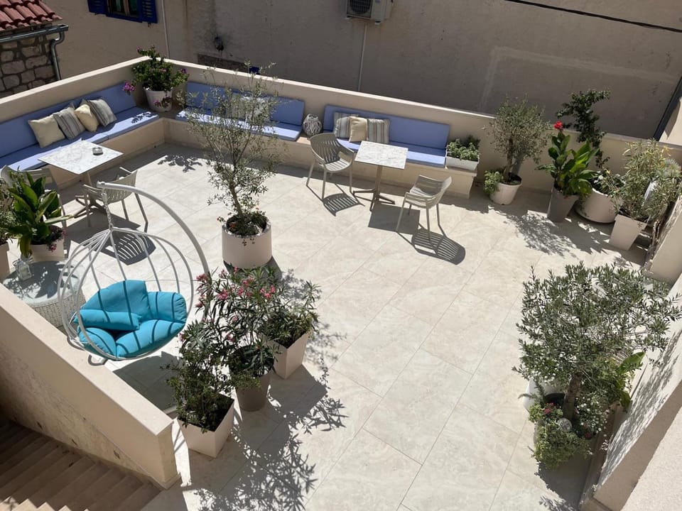 Balcony/Terrace, Seating area