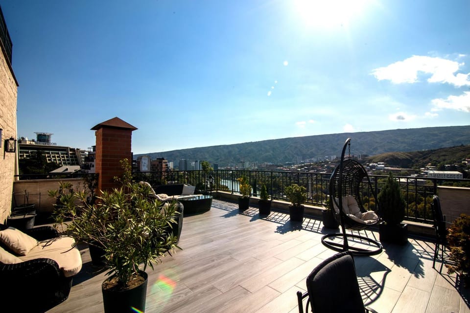 Natural landscape, Balcony/Terrace, City view, Mountain view