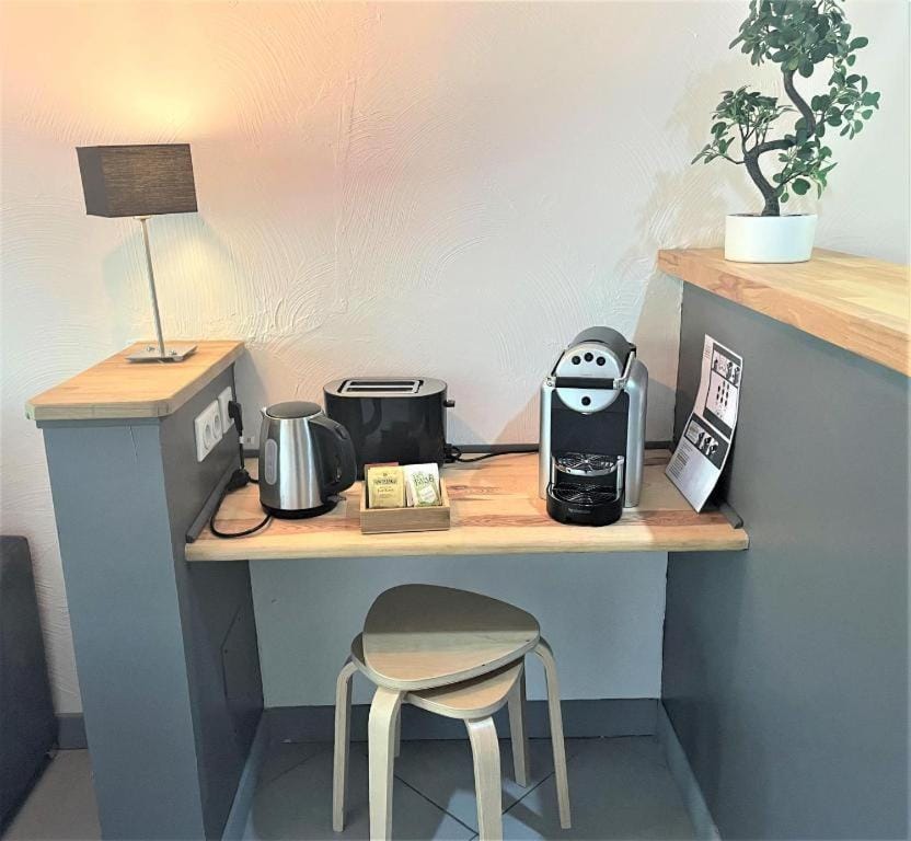 Coffee/tea facilities