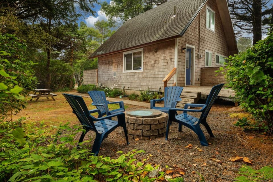 Saltwater Cottage At Gleneden Beach House in Gleneden Beach