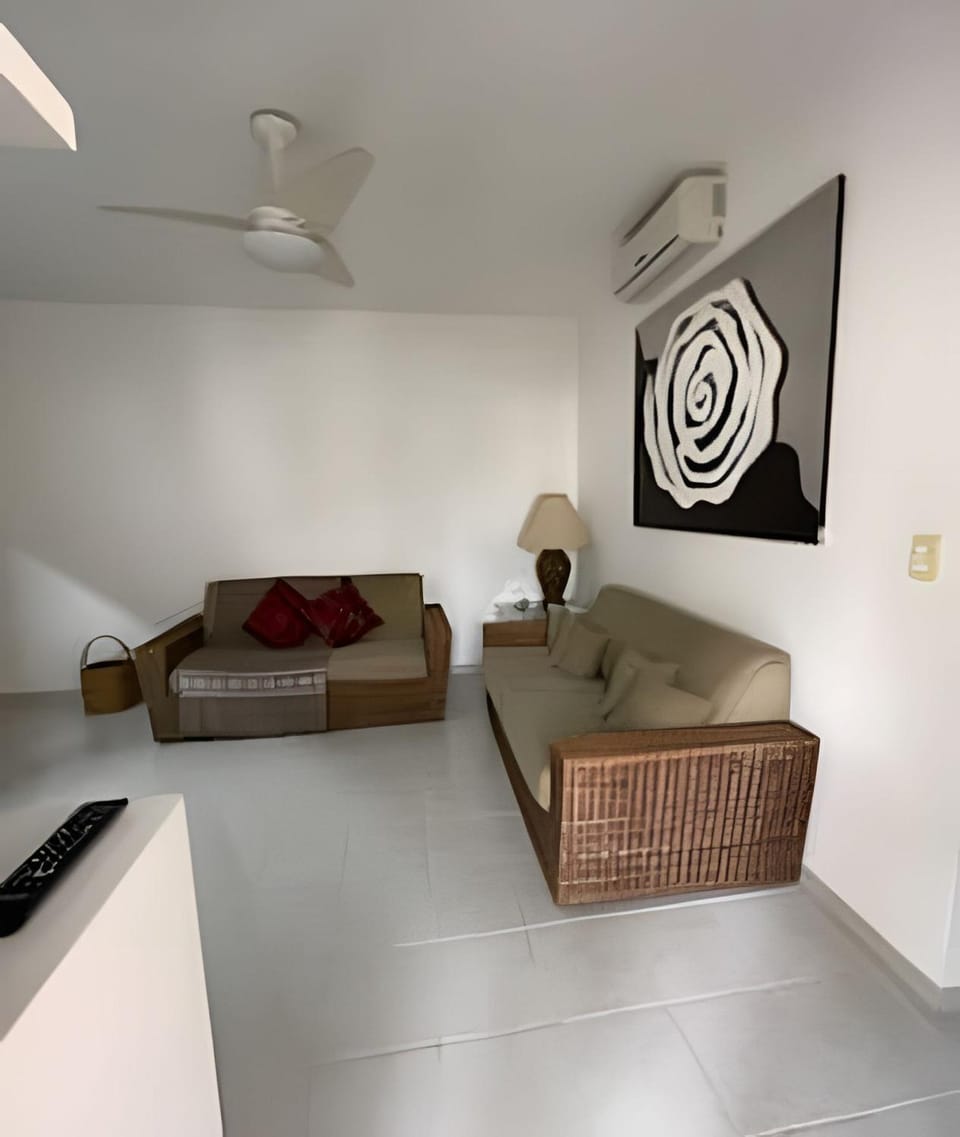 TV and multimedia, Living room, Seating area, air conditioner