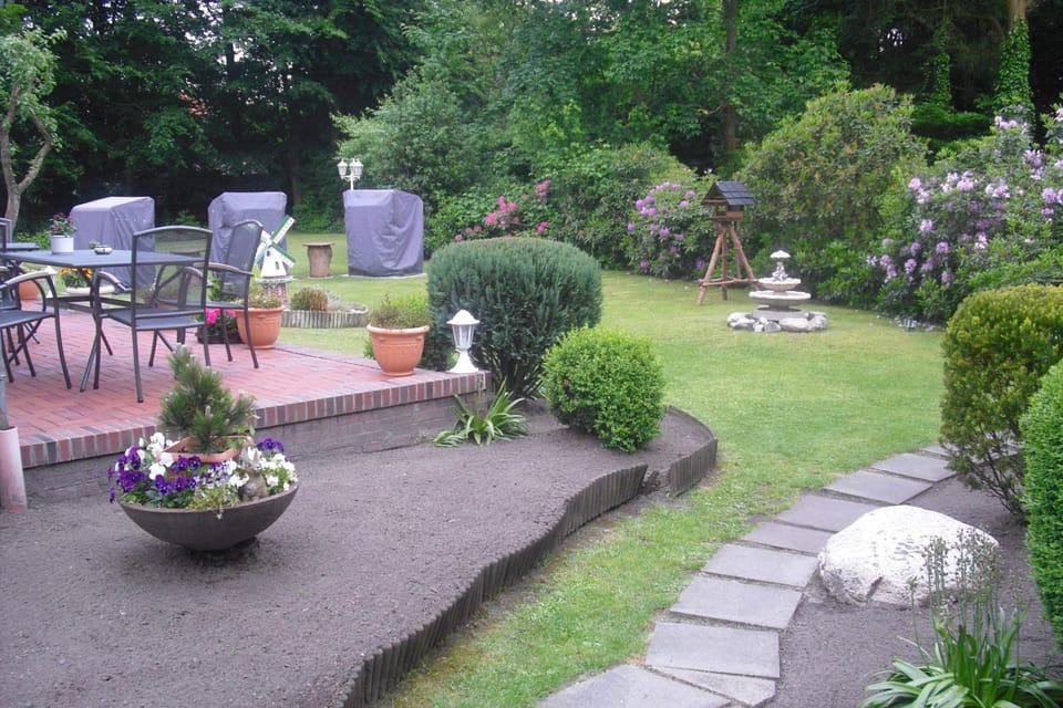 Patio, Garden