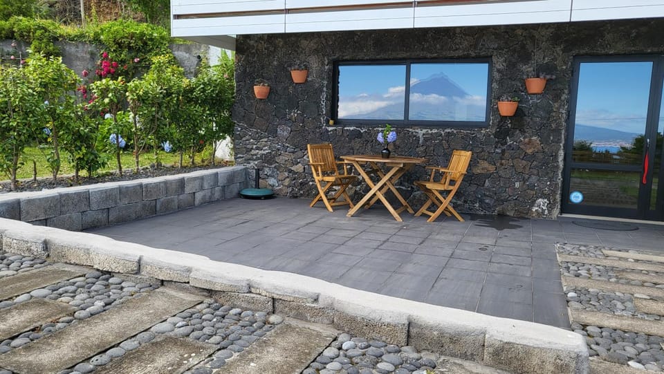 Patio, Garden, View (from property/room), Balcony/Terrace, Dining area, Garden view
