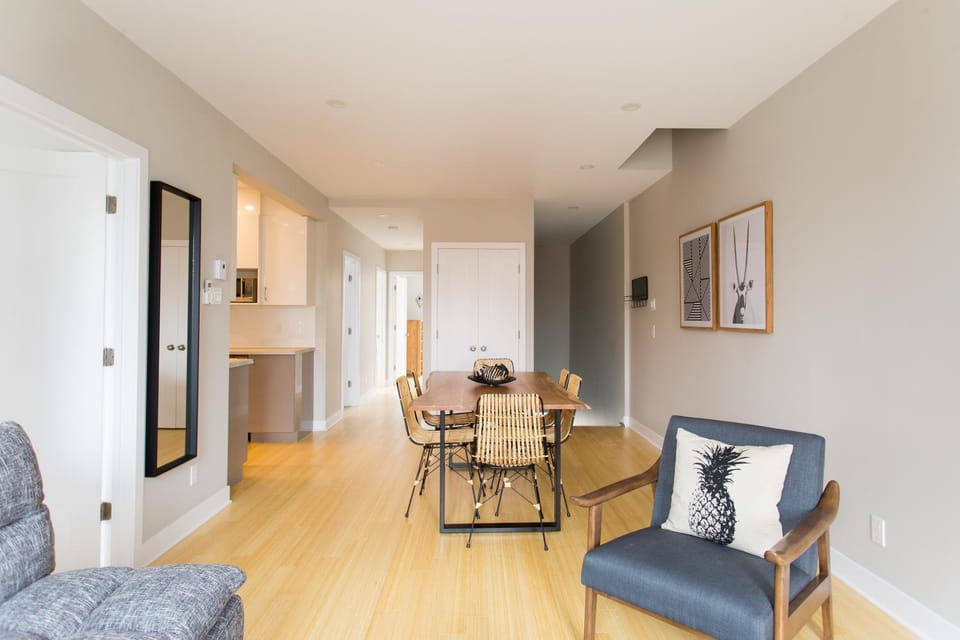 Living room, Seating area, Dining area