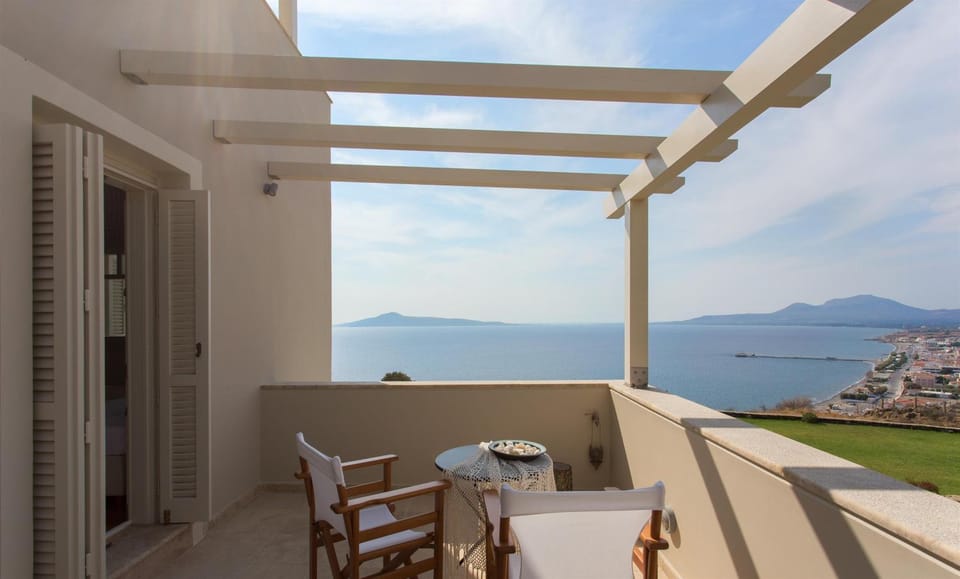 City view, Garden view, Landmark view, Mountain view, Sea view