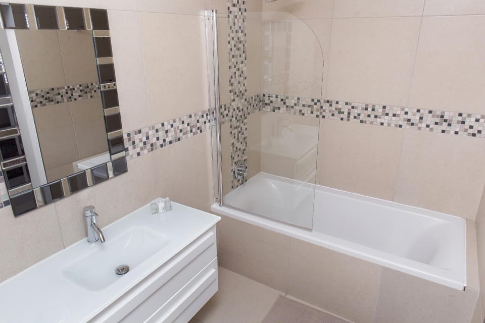 Shower, Bathroom, Bath