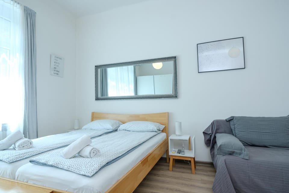 Bed, Living room, Bedroom