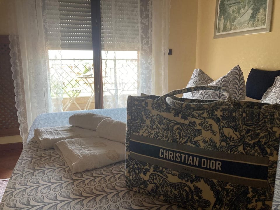 JFK b & b Bed and Breakfast in Rome