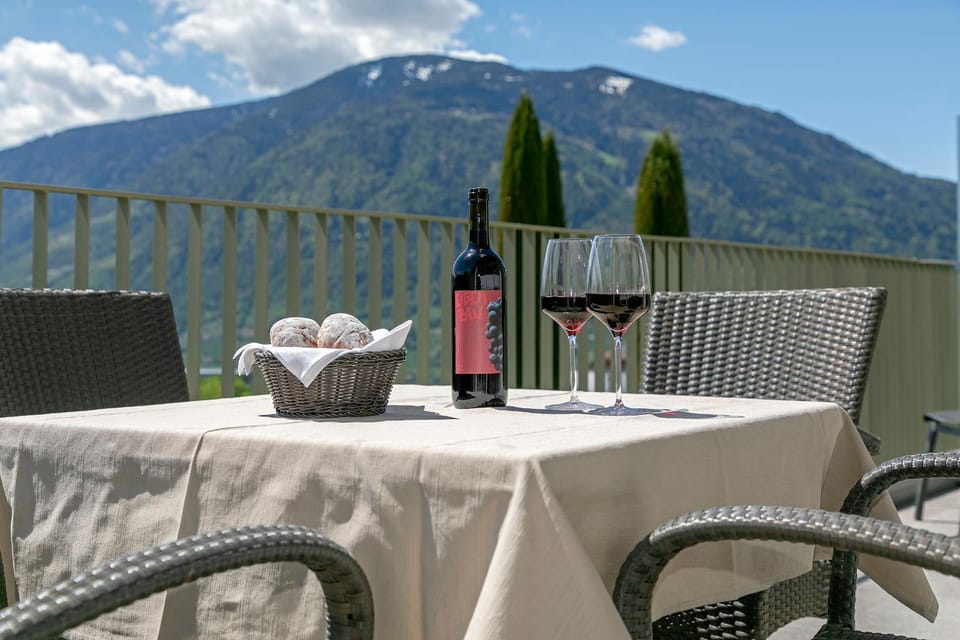 Balcony/Terrace, Mountain view, Drinks