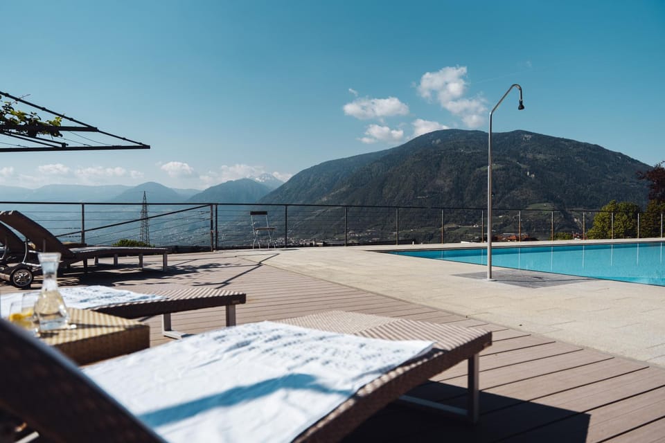 Mountain view, Swimming pool
