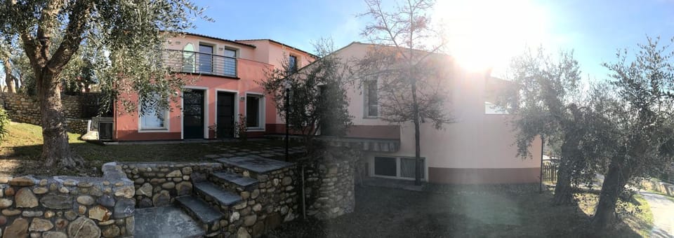 Patio, Facade/entrance, Garden