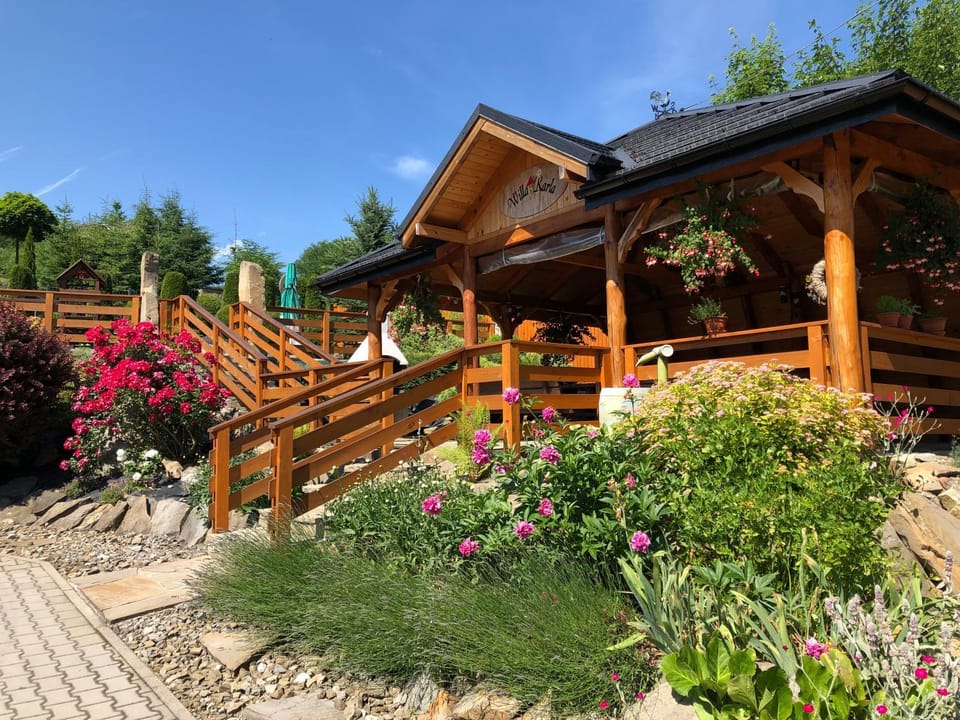 Spring, Natural landscape, Activities, Summer, On site, Area and facilities
