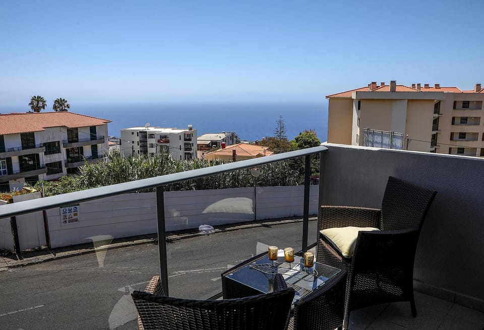 View (from property/room), Balcony/Terrace
