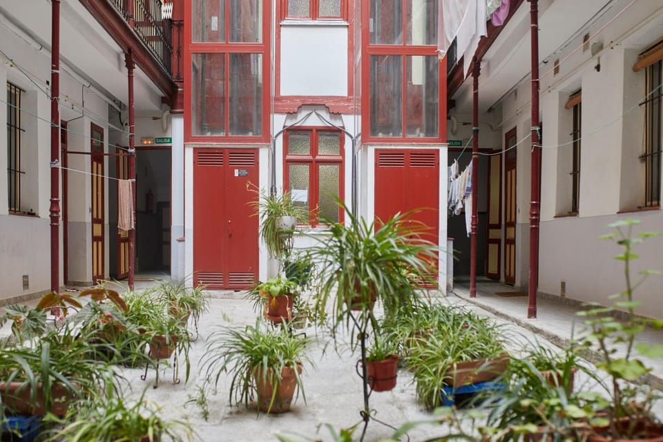 LEEWAYS APARTMENT in DIVINO PASTOR Apartment in Centro