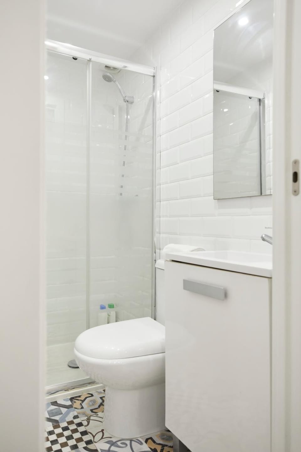 LEEWAYS APARTMENT in DIVINO PASTOR Apartment in Centro