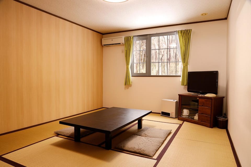 Paper Moon Bed and Breakfast in Japan