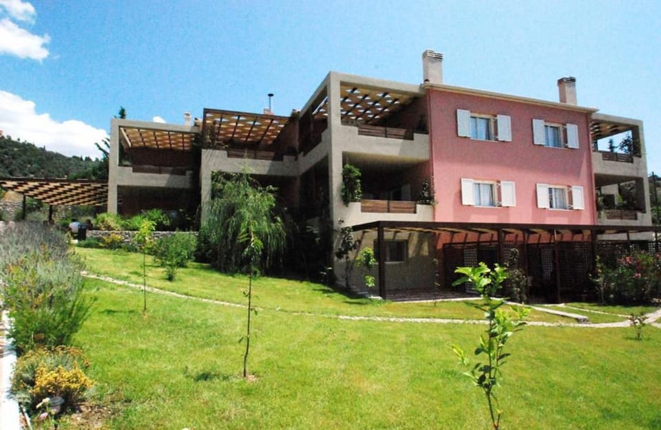 Property building, Garden, Garden view
