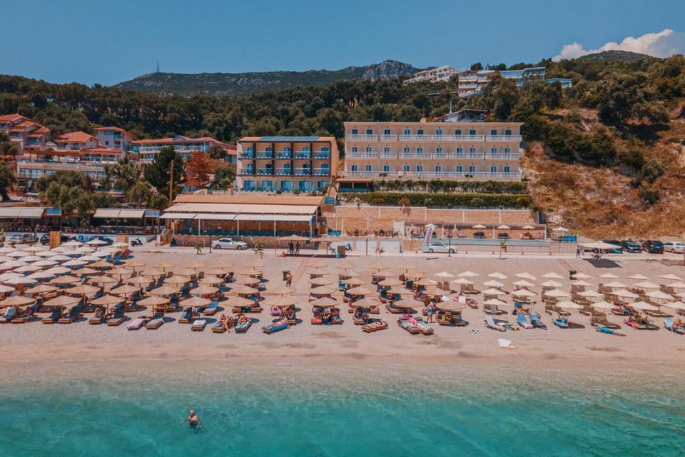Property building, Bird's eye view, Beach