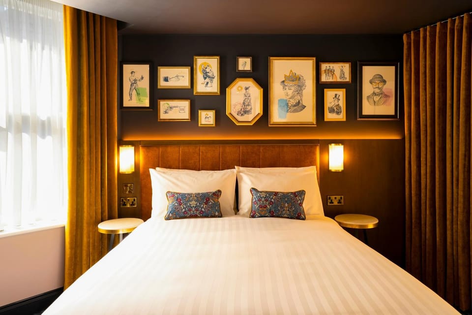 Bed, Decorative detail