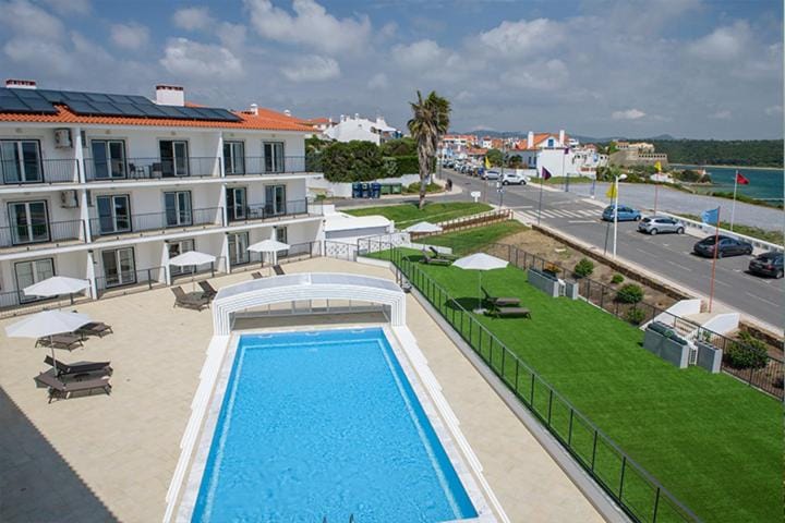 Property building, Natural landscape, View (from property/room), Beach, Garden view, Pool view, River view, Sea view, Street view, Swimming pool