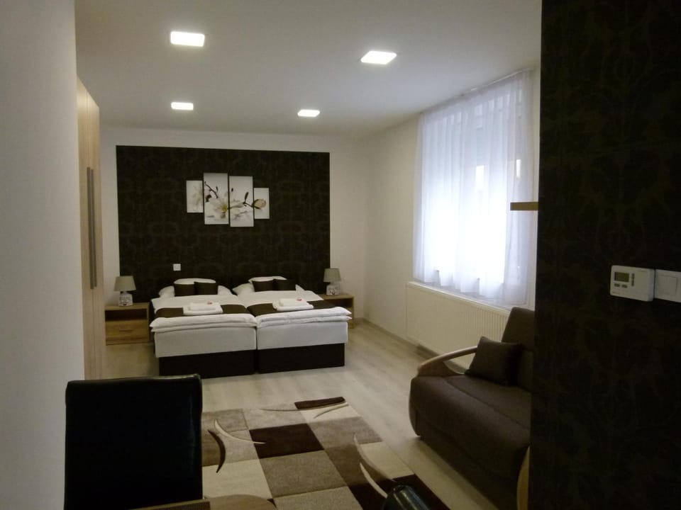 Wolf House Apartman Apartment in Hungary