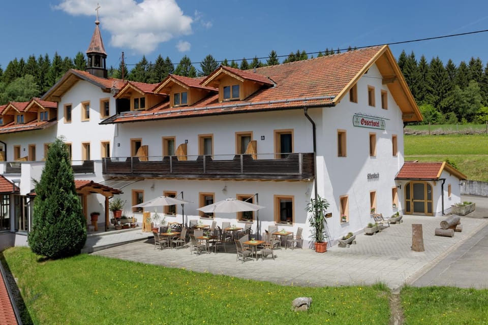 Restaurant/places to eat, Spring, Day, Garden, Balcony/Terrace, Lobby or reception, On site, Garden view