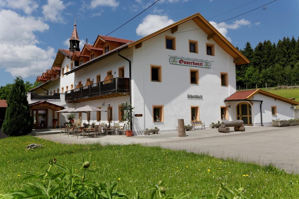 Restaurant/places to eat, Spring, Garden, Balcony/Terrace, Lobby or reception