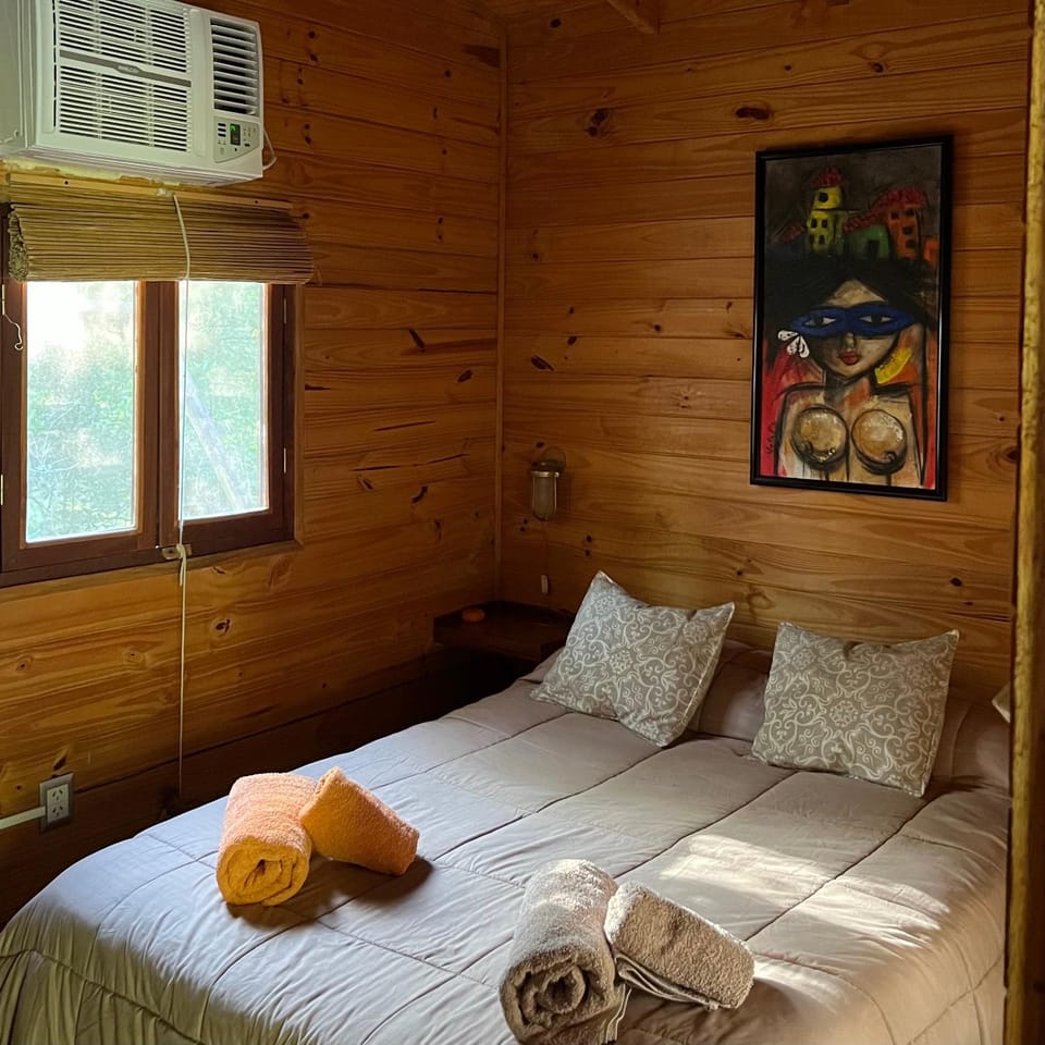 Bed, Photo of the whole room, Bedroom, towels, air conditioner