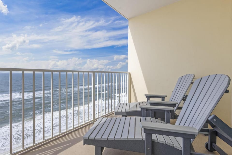 Crystal Shores 1104 Apartment in West Beach