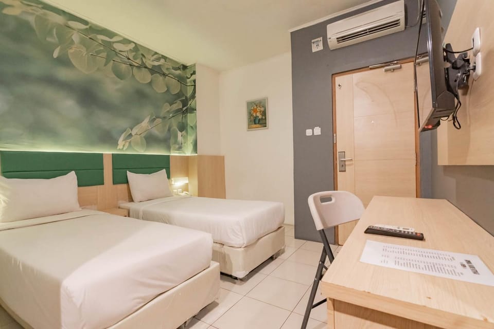 RedDoorz At Hotel Arimbi Dewi Sartika Baru Hotel in Bandung