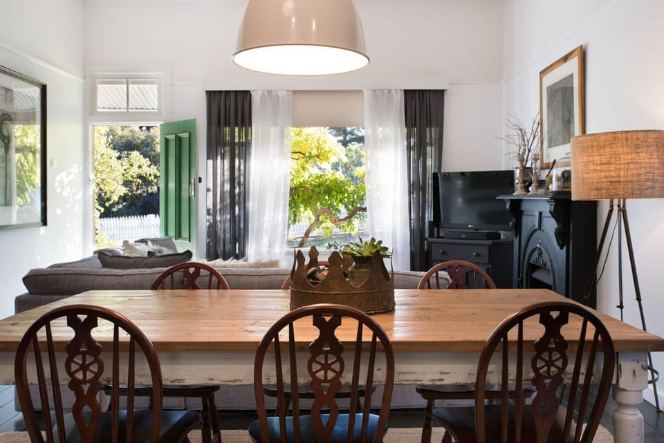 Ebony Twigg House in Daylesford